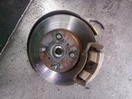Фотография Ступица передняя правая TOYOTA FUNCARGO 1999г.