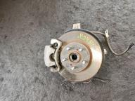 Фотография Ступица передняя левая TOYOTA PRIUS 2011г.