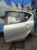 Фотография Дверь задняя левая TOYOTA AQUA 2012г.