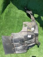 Фотография Подкрылок передний правый MITSUBISHI CANTER 2000г.