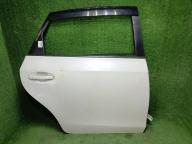 Фотография Дверь задняя правая TOYOTA PRIUS ALPHA 2012г.