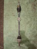 Фотография Привод передний правый TOYOTA AQUA 2013г.