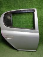 Фотография Дверь задняя правая TOYOTA VITZ 2003г.