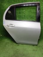Фотография Дверь задняя правая TOYOTA VITZ 2006г.