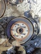 Фотография Ступица задняя левая TOYOTA BREVIS 2002г.