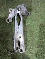 Фотография Петля капота комплект TOYOTA VITZ 2004г.