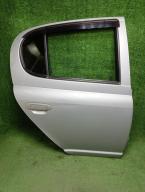 Фотография Дверь задняя правая TOYOTA VITZ 2004г.