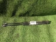 Фотография Амортизатор задней двери TOYOTA VITZ 2009г.