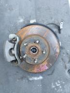 Фотография Ступица передняя левая TOYOTA PRIUS 2010г.