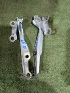 Фотография Петля капота комплект TOYOTA VITZ 2004г.