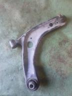 Фотография Рычаг передний правый TOYOTA VITZ 2019г.