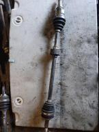 Фотография Привод передний правый TOYOTA AQUA 2013г.