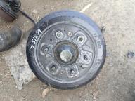 Фотография Ступица передняя левая MAZDA BONGO BRAWNY 1991г.