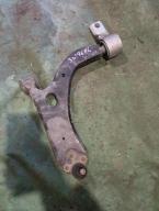 Фотография Рычаг передний левый MAZDA DEMIO 2004г.
