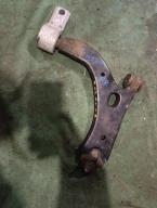 Фотография Рычаг передний правый MAZDA DEMIO 2004г.