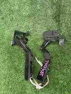 Фотография Петля капота комплект TOYOTA PRIUS 2014г.