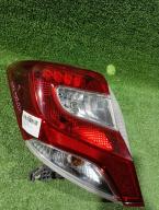 Фотография Стоп-сигнал левый TOYOTA VITZ 2014г.