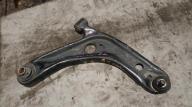 Фотография Рычаг передний правый TOYOTA VITZ 2014г.