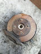 Фотография Ступица передняя правая MAZDA DEMIO 1996г.