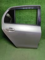 Фотография Дверь задняя правая TOYOTA VITZ 2010г.