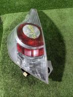 Фотография Стоп-сигнал левый TOYOTA AQUA 2013г.