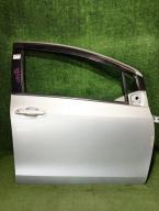 Фотография Дверь передняя правая TOYOTA VITZ 2006г.
