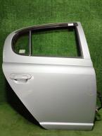 Фотография Дверь задняя правая TOYOTA VITZ 2000г.