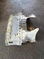 Фотография Защита двигателя TOYOTA MARKII 1995г.