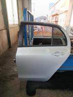 Фотография Дверь задняя левая TOYOTA VITZ 2005г.