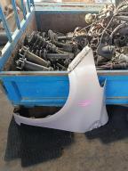 Фотография Крыло левое TOYOTA VITZ 2010г.