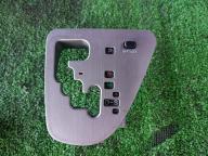 Фотография Консоль КП TOYOTA WISH 2006г.