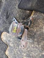 Фотография Подушка двигателя правая TOYOTA VITZ 2005г.