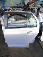 Фотография Дверь задняя левая TOYOTA VITZ 2010г.