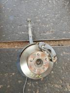 Фотография Ступица передняя левая TOYOTA MARKII 1999г.