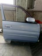 Фотография Дверь передняя правая MAZDA DEMIO 1999г.
