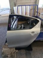Фотография Дверь задняя левая TOYOTA AQUA 2013г.
