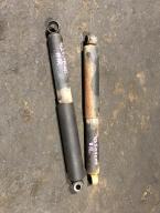 Фотография Амортизатор задний NISSAN ATLAS 1997г.