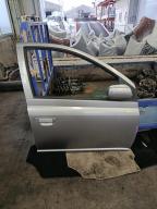 Фотография Дверь передняя правая TOYOTA VITZ 2001г.