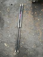 Фотография Амортизатор задней двери TOYOTA PRIUS 2010г.