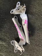 Фотография Петля капота комплект TOYOTA VISTA ARDEO 2001г.