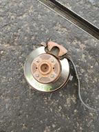 Фотография Ступица передняя правая DAIHATSU ATRAI 7 2000г.