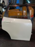 Фотография Дверь задняя правая HONDA FIT 2006г.