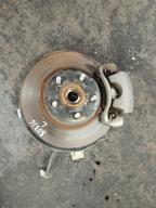 Фотография Ступица передняя левая TOYOTA PRIUS 2010г.