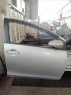 Фотография Зеркало правое TOYOTA AQUA 2013г.