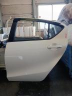 Фотография Дверь задняя левая TOYOTA AQUA 2014г.