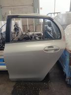Фотография Дверь задняя левая TOYOTA VITZ 2008г.