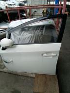 Фотография Дверь передняя левая TOYOTA PRIUS 2013г.