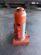 Фотография Домкрат  