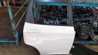 Фотография Дверь задняя правая HONDA FIT 2003г.