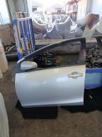 Фотография Дверь передняя левая TOYOTA AQUA 2013г.